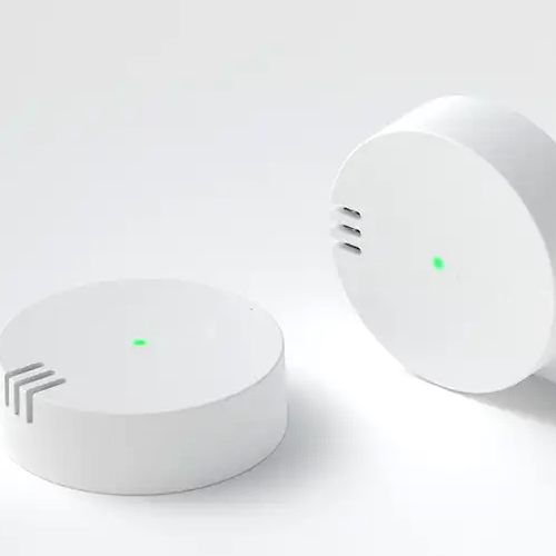 iBeacon with Sensors, 50m Range, Replaceable Battery, Customizable Case - Amuse Tech Solutions